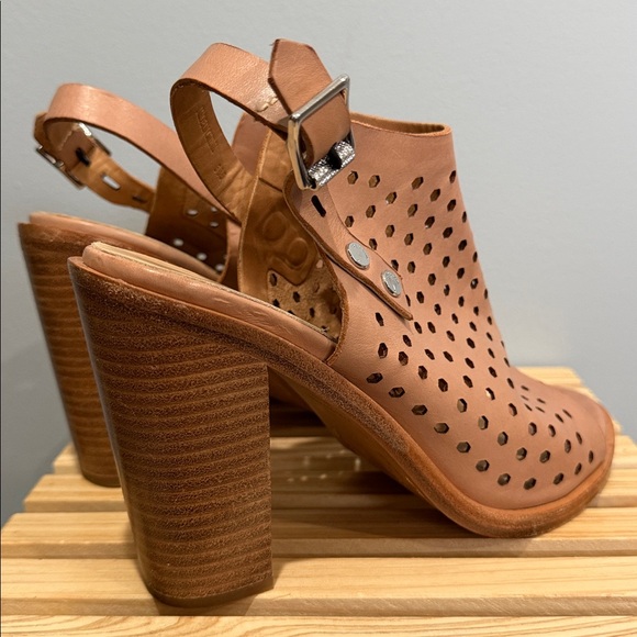 Rag & Bone Perforated Leather Slingback Booties Tan Block Heel Sandals US 8 - Picture 6 of 16